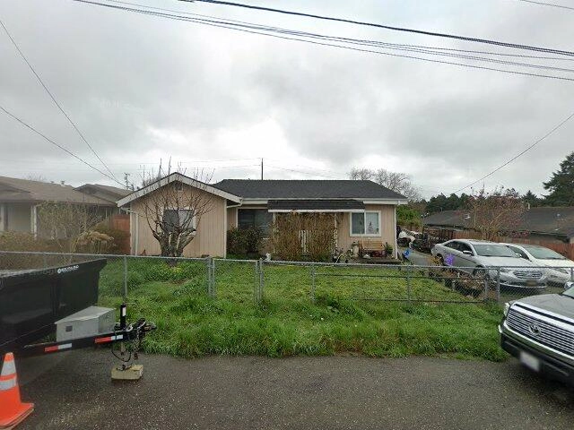 House image located at Eureka, CA 95503