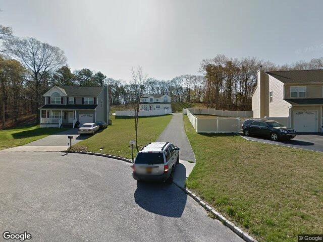 House image located at Medford, NY 11763