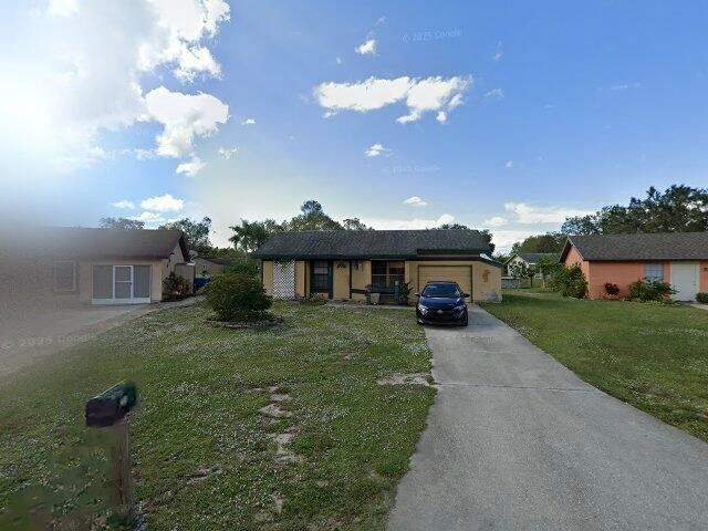 House image located at Labelle, FL 33935