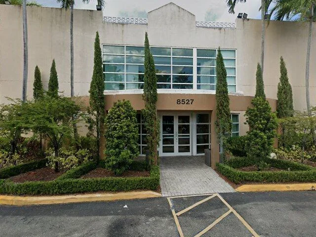 House image located at Hollywood, FL 33024