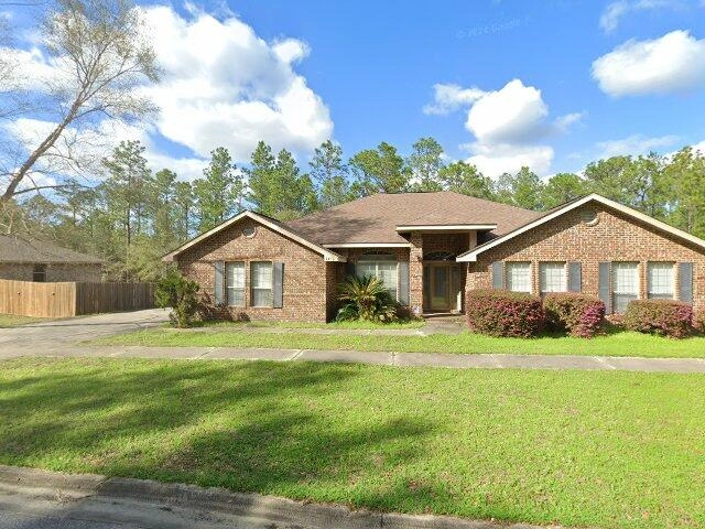 House image located at Crestview, FL 32536