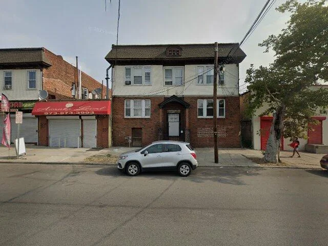 House image located at Newark, NJ 07112