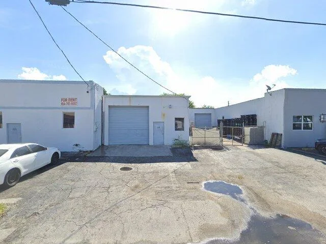 House image located at Hallandale, FL 33009