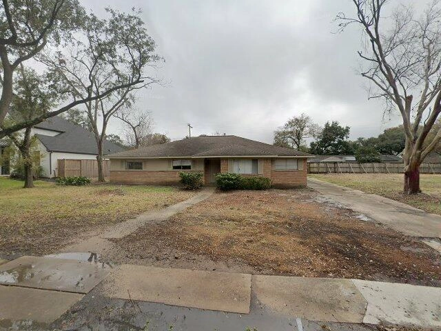 House image located at Houston, TX 77071