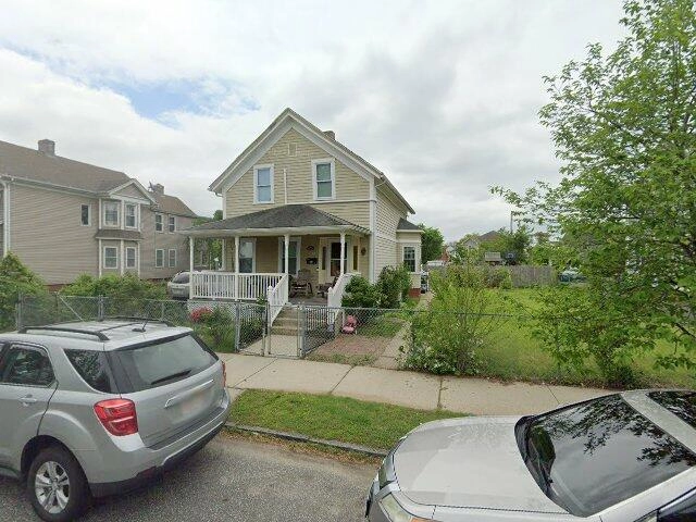 House image located at Taunton, MA 02780