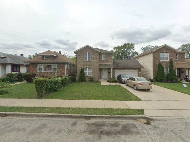 House image located at Maywood, IL 60153