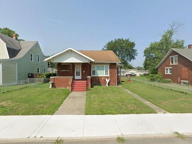House image located at Michigan City, IN 46360