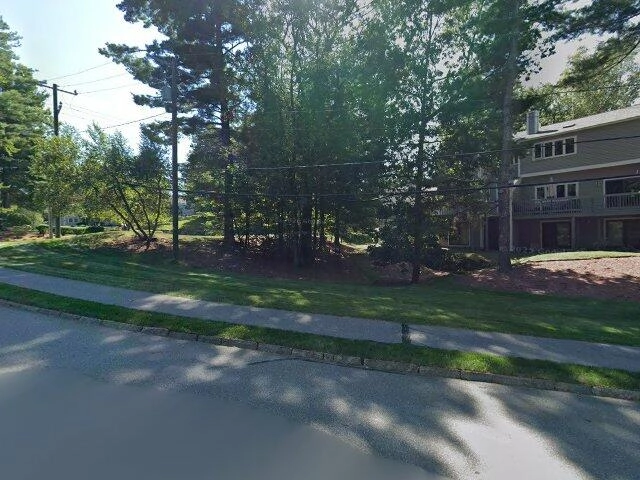 House image located at Nashua, NH 03062