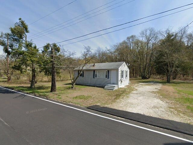 House image located at Greenwich, NJ 08323