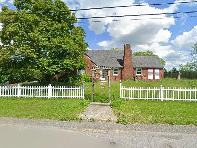 House image located at McDonald, PA 15057