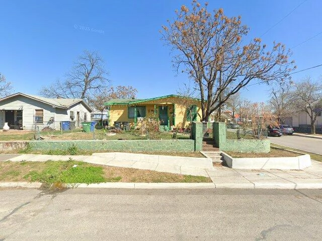 House image located at San Antonio, TX 78207