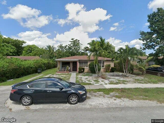 House image located at Miami, FL 33168
