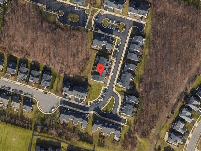 House image located at Chantilly, VA 20152