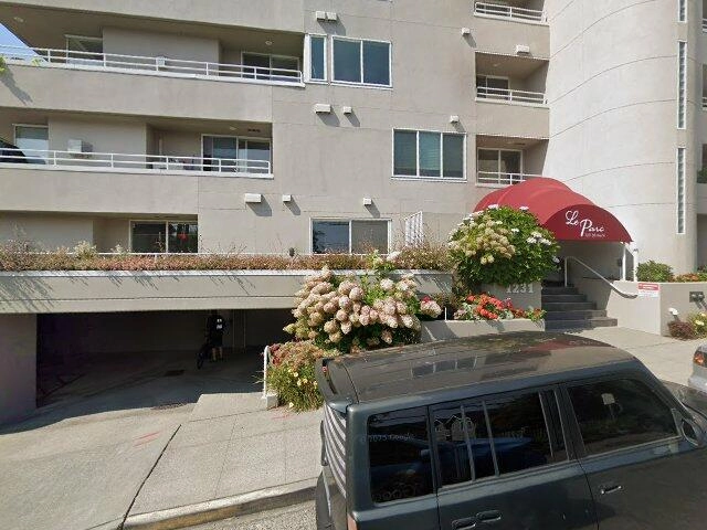 House image located at Seattle, WA 98109