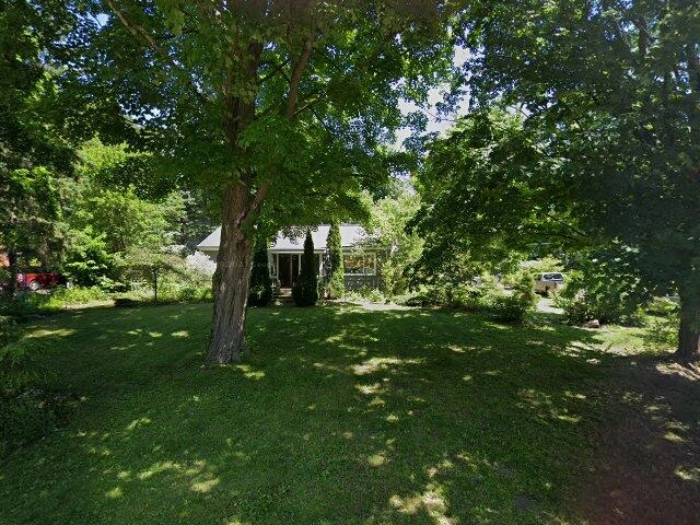 House image located at West Bloomfield, MI 48324