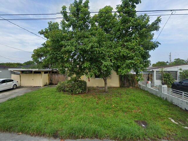 House image located at Hallandale, FL 33009