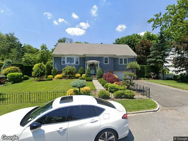 House image located at Larchmont, NY 10538