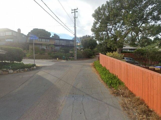 House image located at Latonia, KY 41015