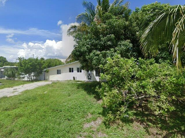 House image located at Hollywood, FL 33023