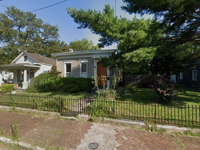 House image located at Louisville, KY 40206