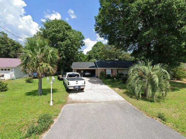 House image located at Milton, FL 32570