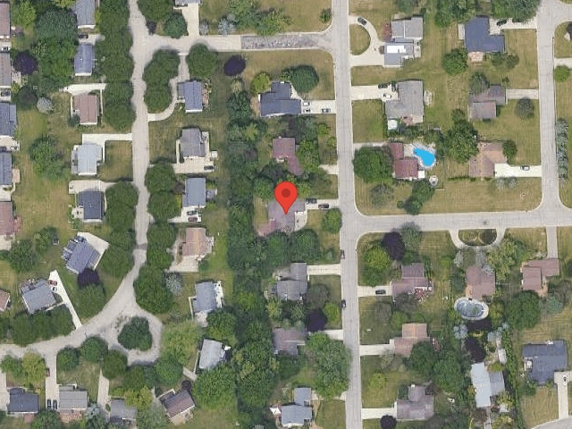 House image located at West Bloomfield, MI 48322