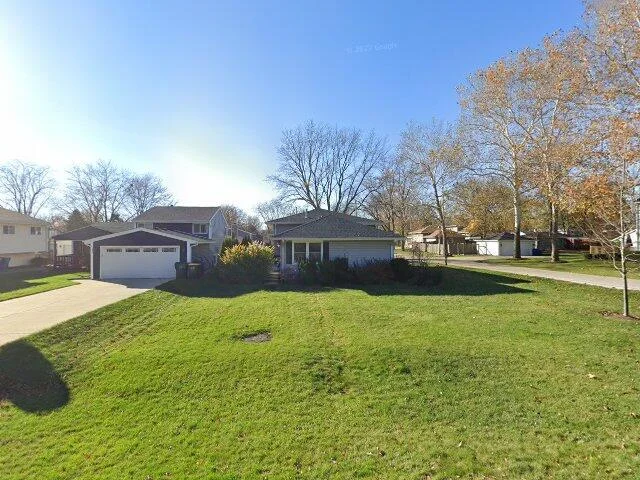 House image located at Wheaton, IL 60187