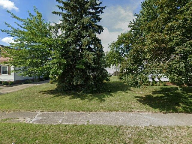 House image located at Eastlake, OH 44095