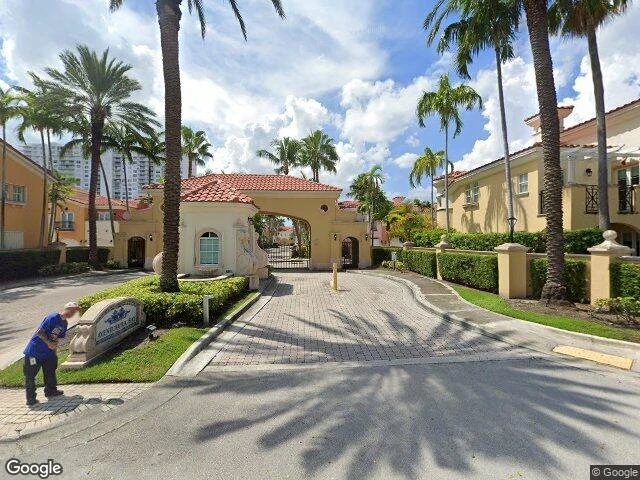 House image located at North Miami Beach, FL 33160