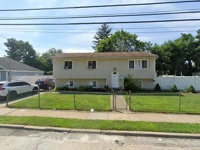 House image located at Freeport, NY 11520