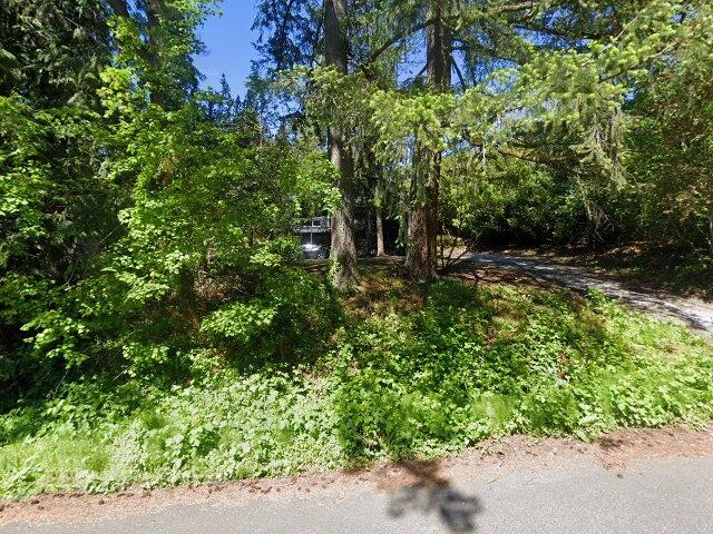 House image located at Portland, OR 97225