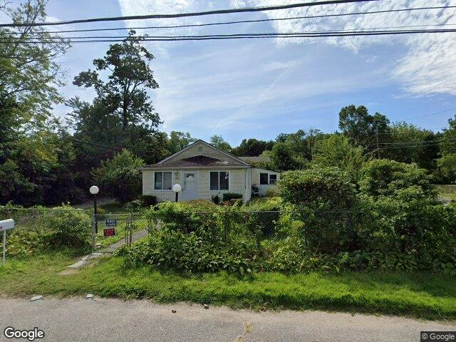 House image located at West Babylon, NY 11704