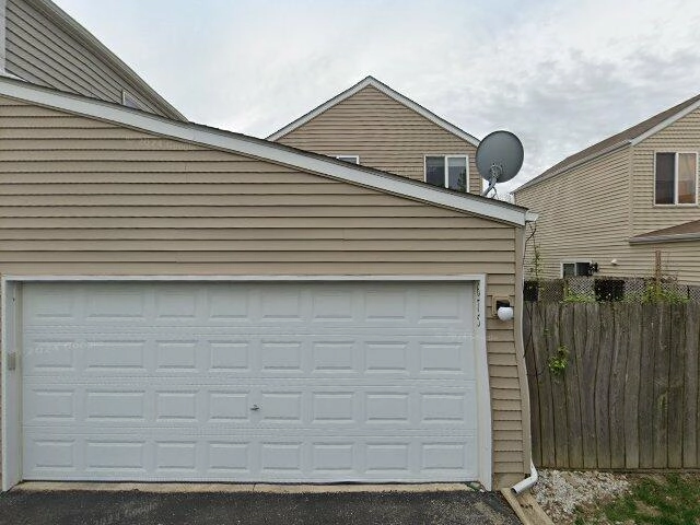 House image located at Aurora, IL 60504