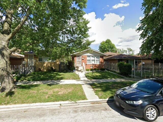House image located at Chicago, IL 60643