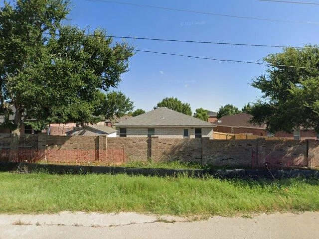 House image located at Arlington, TX 76002