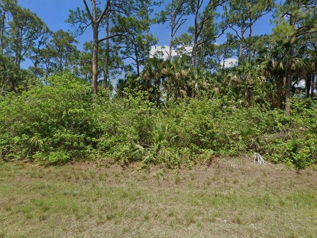 House image located at Labelle, FL 33935