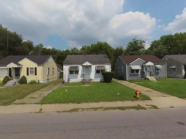 House image located at Louisville, KY 40215