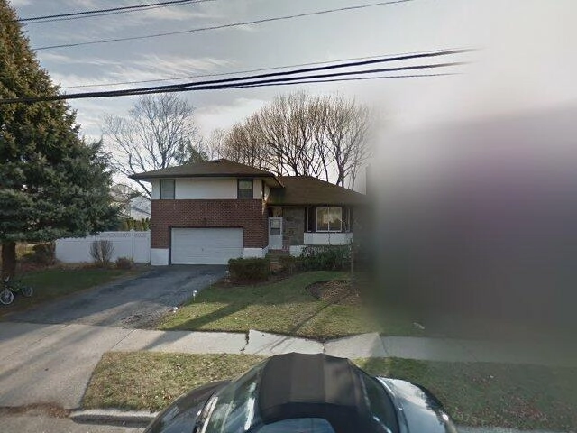 House image located at Syosset, NY 11791