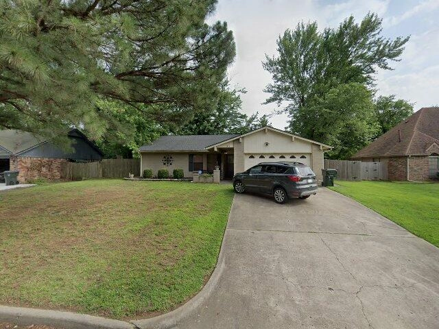 House image located at Muskogee, OK 74403