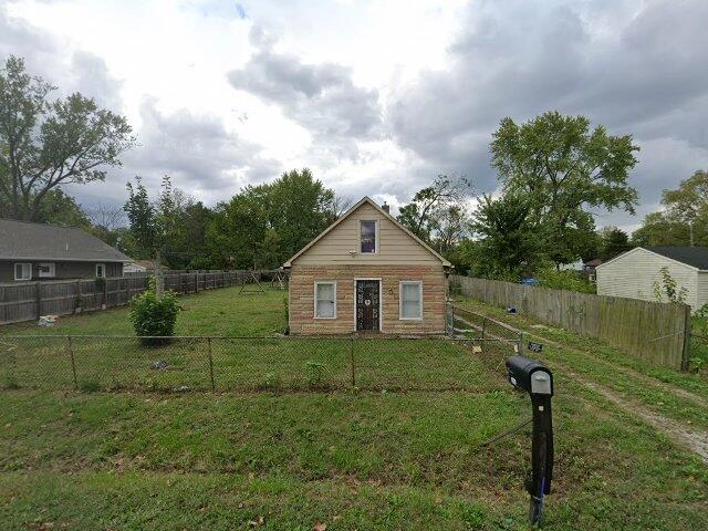 House image located at Indianapolis, IN 46241