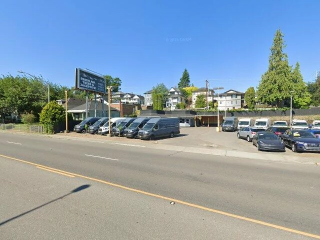 House image located at Everett, WA 98201