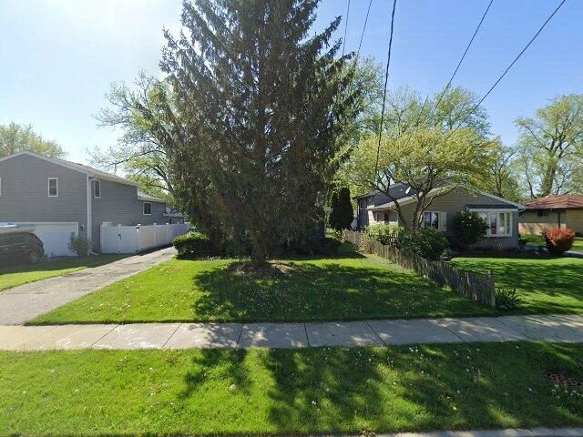 House image located at Warrenville, IL 60555