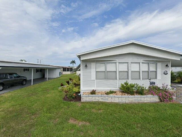 House image located at Palmetto, FL 34221