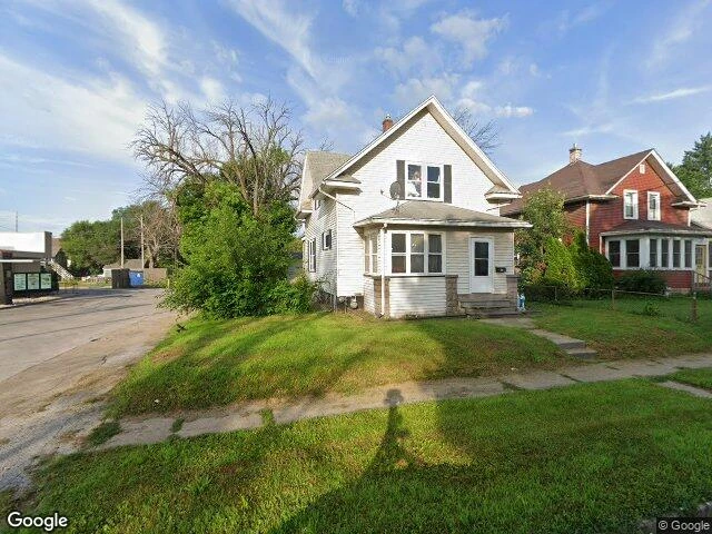 House image located at Davenport, IA 52802