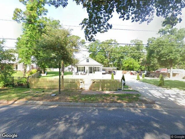 House image located at Pensacola, FL 32503