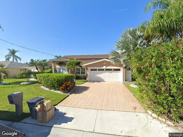 House image located at Saint Petersburg, FL 33708