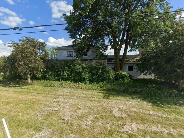 House image located at Pewaukee, WI 53072