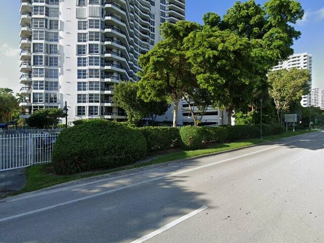 House image located at Miami, FL 33180