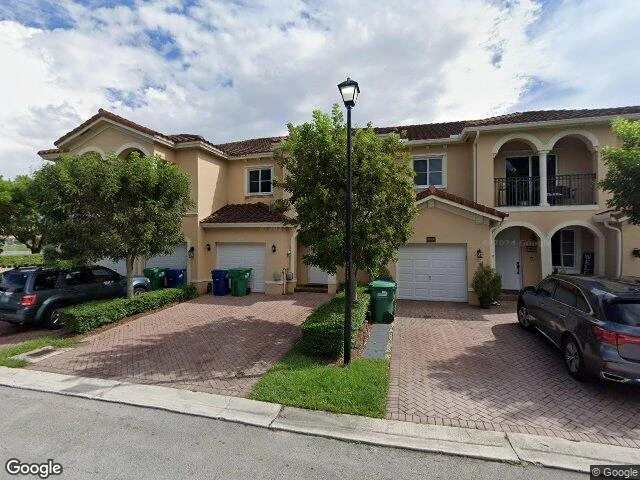 House image located at Miami, FL 33193