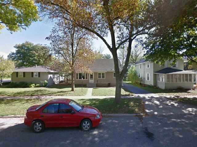 House image located at Mason City, IA 50401
